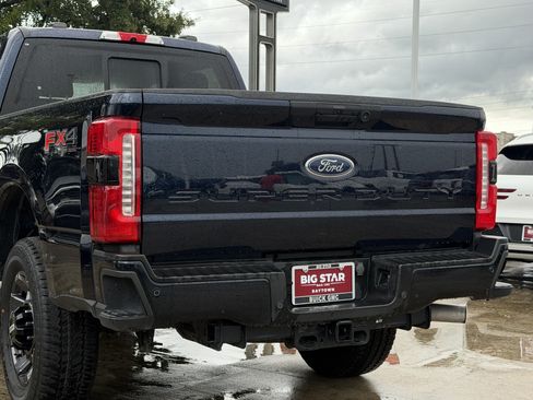 Used 2024 Ford F250 XL w/ STX Appearance Package AWD/4WD image 9