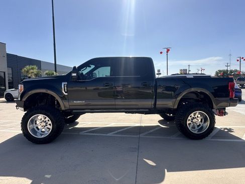 Used 2017 Ford F250 King Ranch w/ King Ranch Ultimate Package AWD/4WD image 7