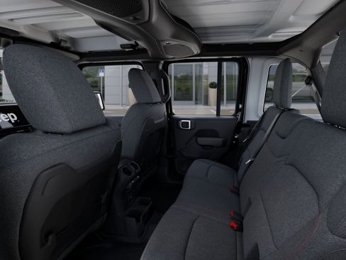 New 2025 Jeep Wrangler Unlimited Rubicon w/ Technology Group image 23