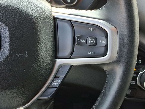Used 2022 RAM 1500 Big Horn AWD/4WD image 22