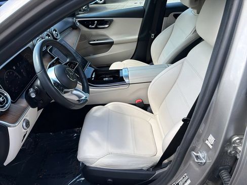 Used 2023 Mercedes-Benz C 300 Sedan w/ Exclusive Trim Package image 9