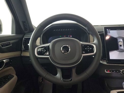 New 2026 Volvo XC90 T8 Ultra w/ Protection Package Premier AWD/4WD image 16