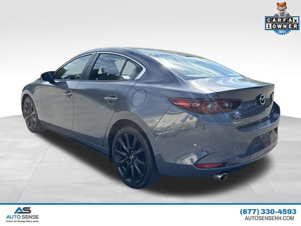 Used 2023 MAZDA MAZDA3 s FWD image 3
