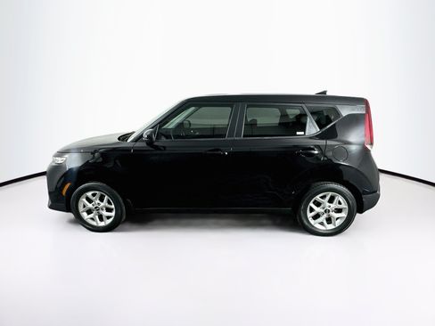 Used 2021 Kia Soul S FWD image 4