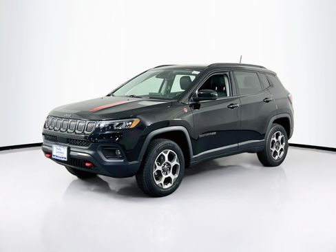Used 2022 Jeep Compass Trailhawk w/ Sun and Sound Group AWD/4WD image 1