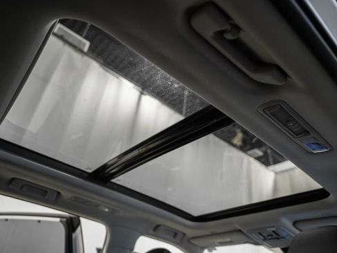 New 2026 Toyota Highlander Platinum image 39