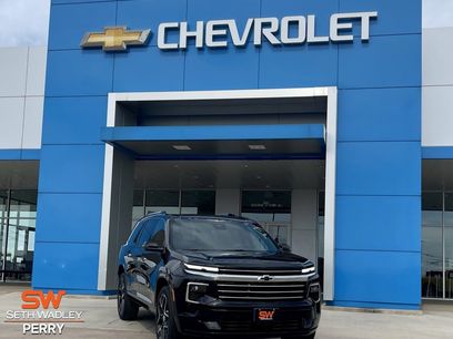 New 2025 Chevrolet Traverse High Country w/ LPO, Floor Liner Package