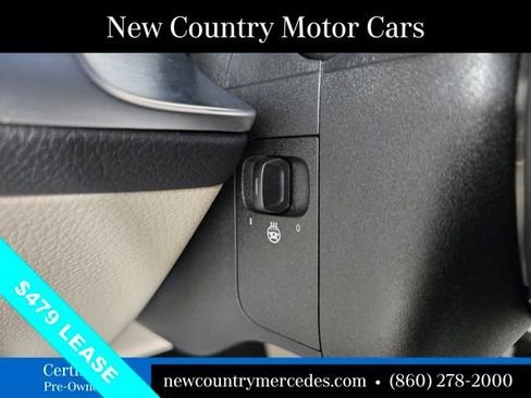 Certified 2025 Mercedes-Benz GLB 250 4MATIC image 26