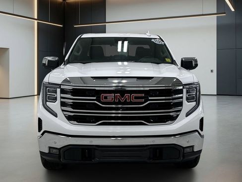 Used 2026 GMC Sierra 1500 SLT w/ SLT Premium Plus Package AWD/4WD image 8