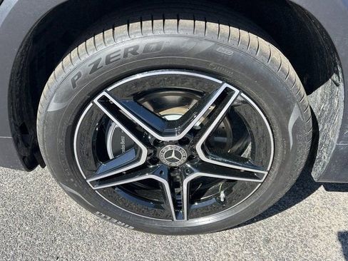 Used 2024 Mercedes-Benz GLB 250 image 9