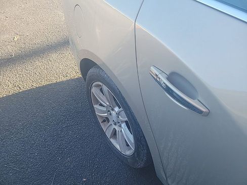 Used 2011 Buick LaCrosse CXL image 12