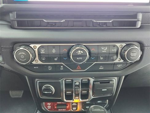 New 2026 Jeep Gladiator Rubicon image 32