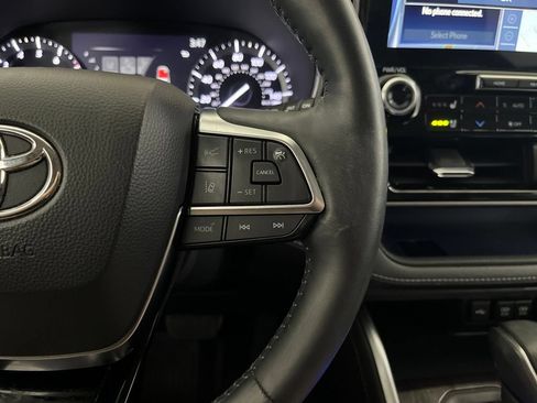 Used 2020 Toyota Highlander Limited AWD/4WD image 62