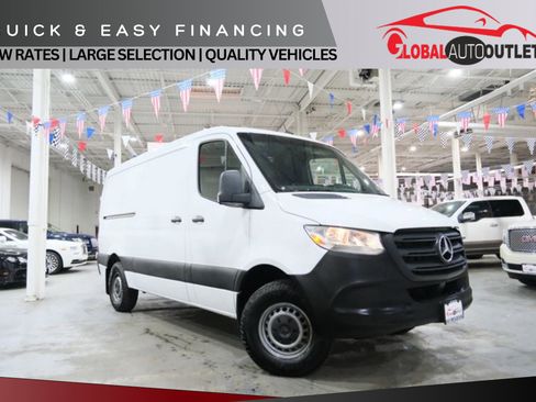 Used 2019 Mercedes-Benz Sprinter 1500 w/ Driver Convenience Package image 1