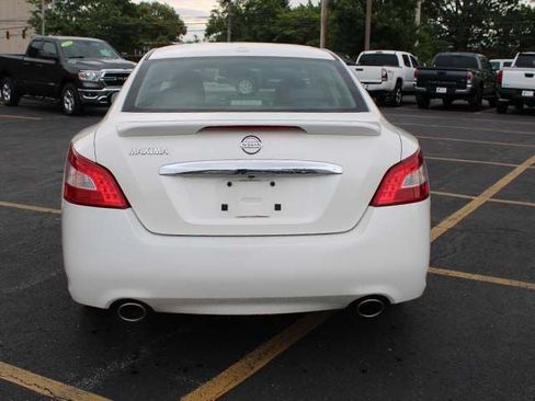 Used 2011 Nissan Maxima 3.5 SV w/ Monitor Pkg FWD image 5