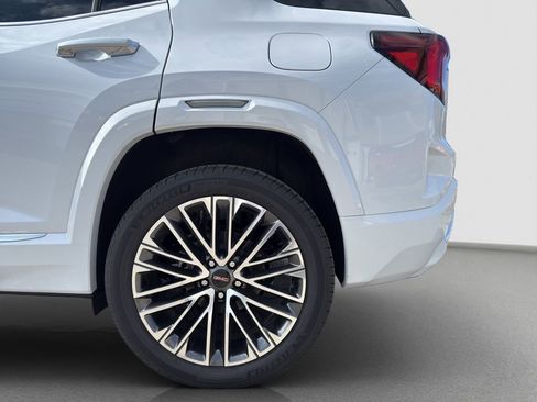 Used 2026 GMC Terrain Denali AWD/4WD image 5