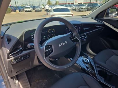 New 2026 Kia Niro Wind
