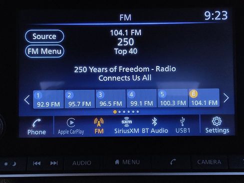 Used 2025 Nissan Sentra SV FWD image 25
