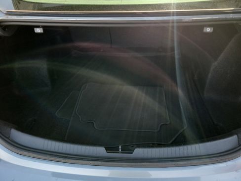 Used 2024 Chevrolet Malibu LT FWD image 8