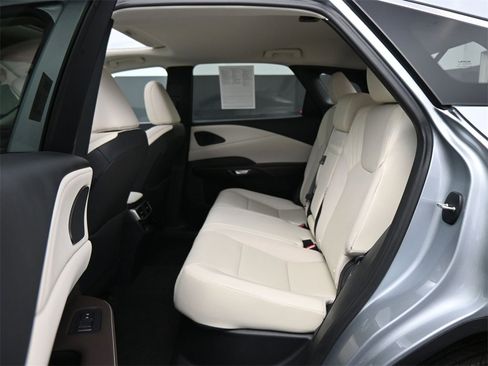 Used 2023 Lexus RX 350 Premium image 17