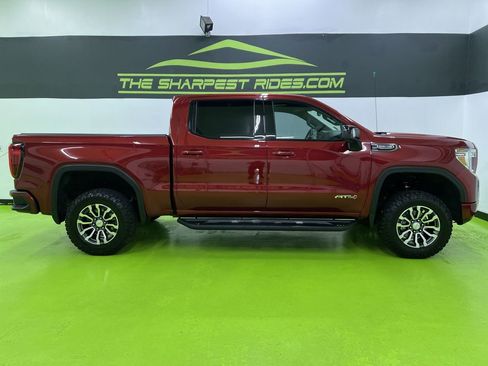 Used 2021 GMC Sierra 1500 AT4 w/ AT4 Preferred Package AWD/4WD image 11