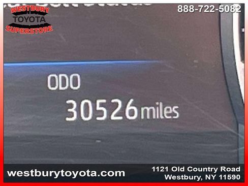 Used 2023 Toyota Highlander XLE AWD/4WD image 30