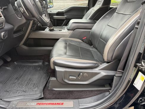 Used 2017 Ford F150 Raptor w/ Equipment Group 802A Luxury AWD/4WD image 43