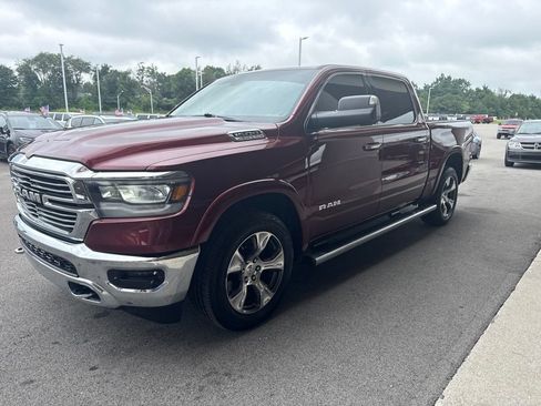 Used 2019 RAM 1500 Laramie AWD/4WD image 1