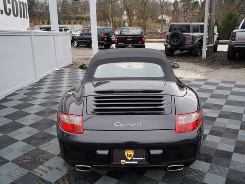 Used 2005 Porsche 911 Carrera image 7