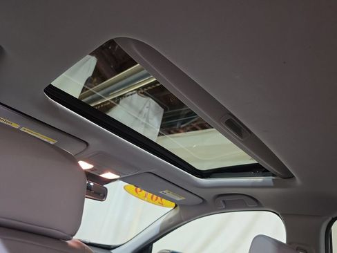 Used 2019 Honda CR-V EX-L image 16