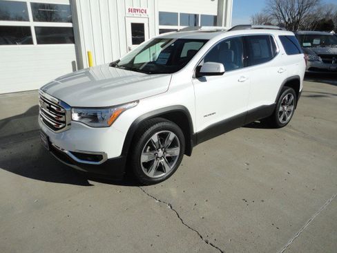 Used 2018 GMC Acadia SLT w/ LPO, Floor Liner Package AWD/4WD image 25