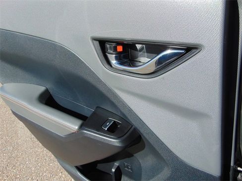 Certified 2025 Subaru Crosstrek 2.5i Limited w/ Crosstrek Mirror Package image 24