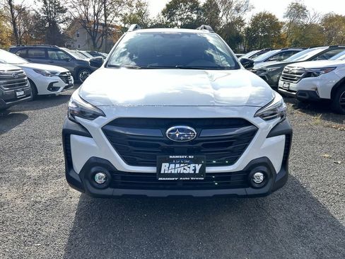 Certified 2025 Subaru Outback Premium AWD/4WD image 3