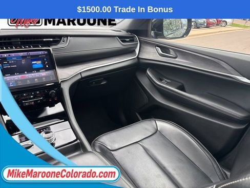 Used 2024 Jeep Grand Cherokee L Limited w/ Luxury Tech Group II AWD/4WD image 23