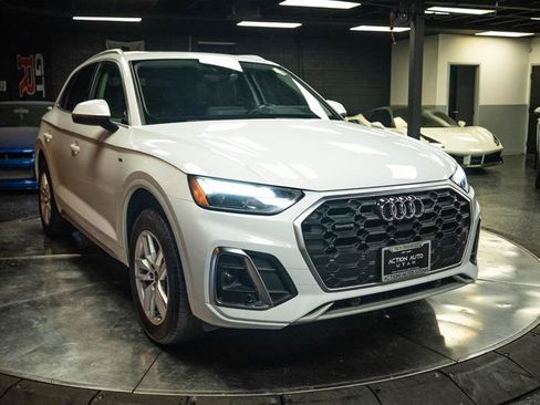 Used 2022 Audi Q5 2.0T Premium w/ Convenience Package AWD/4WD image 5
