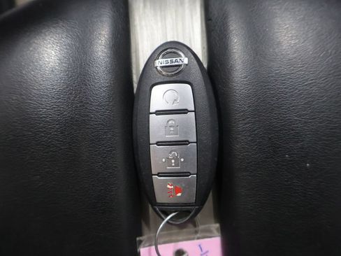 Used 2018 Nissan Murano SV AWD/4WD image 25