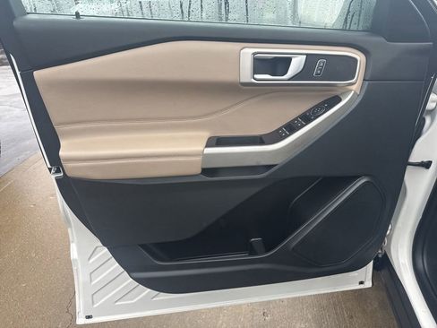 Certified 2023 Ford Explorer XLT w/ Equipment Group 202A image 18