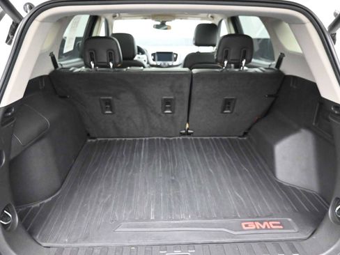 Used 2019 GMC Terrain SLT w/ Preferred Package image 5