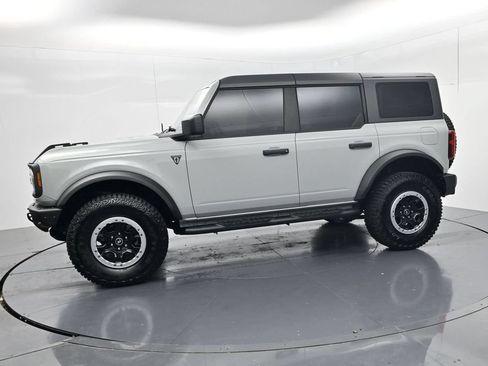 Used 2022 Ford Bronco 4-Door w/ Sasquatch Package AWD/4WD image 4