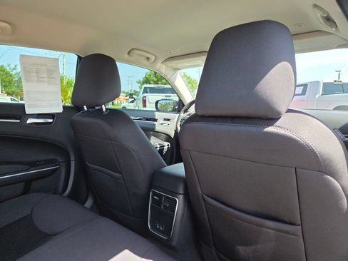 Used 2023 Chrysler 300 Touring w/ Sport Appearance Package RWD image 17