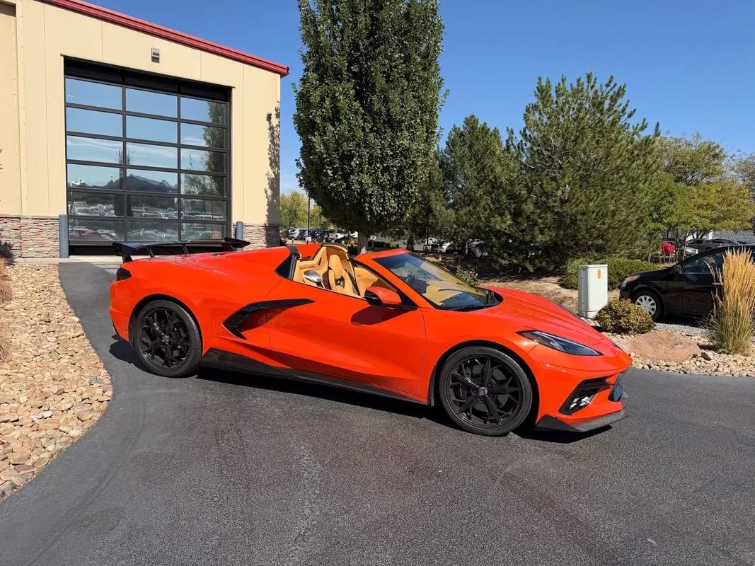 Used 2020 Chevrolet Corvette Stingray Premium Conv w/ 3LT Preferred Equipment Group RWD image 35