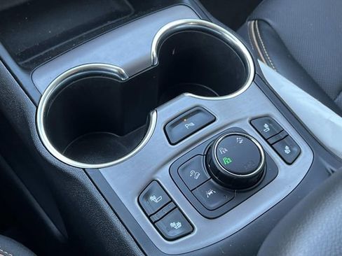 Certified 2024 GMC Terrain AT4 w/ Tech Package image 27