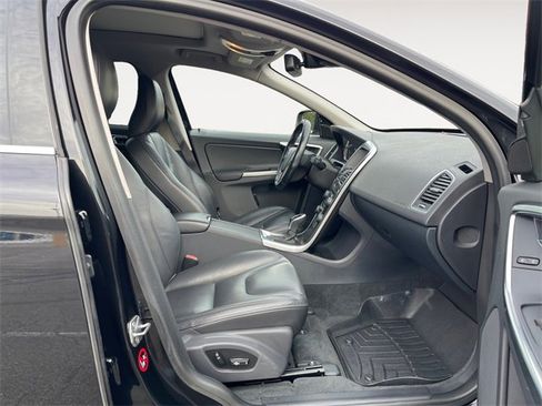Used 2014 Volvo XC60 3.2 image 15