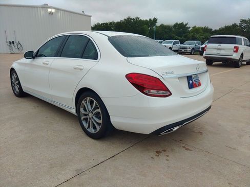 Used 2017 Mercedes-Benz C 300 Sedan image 3
