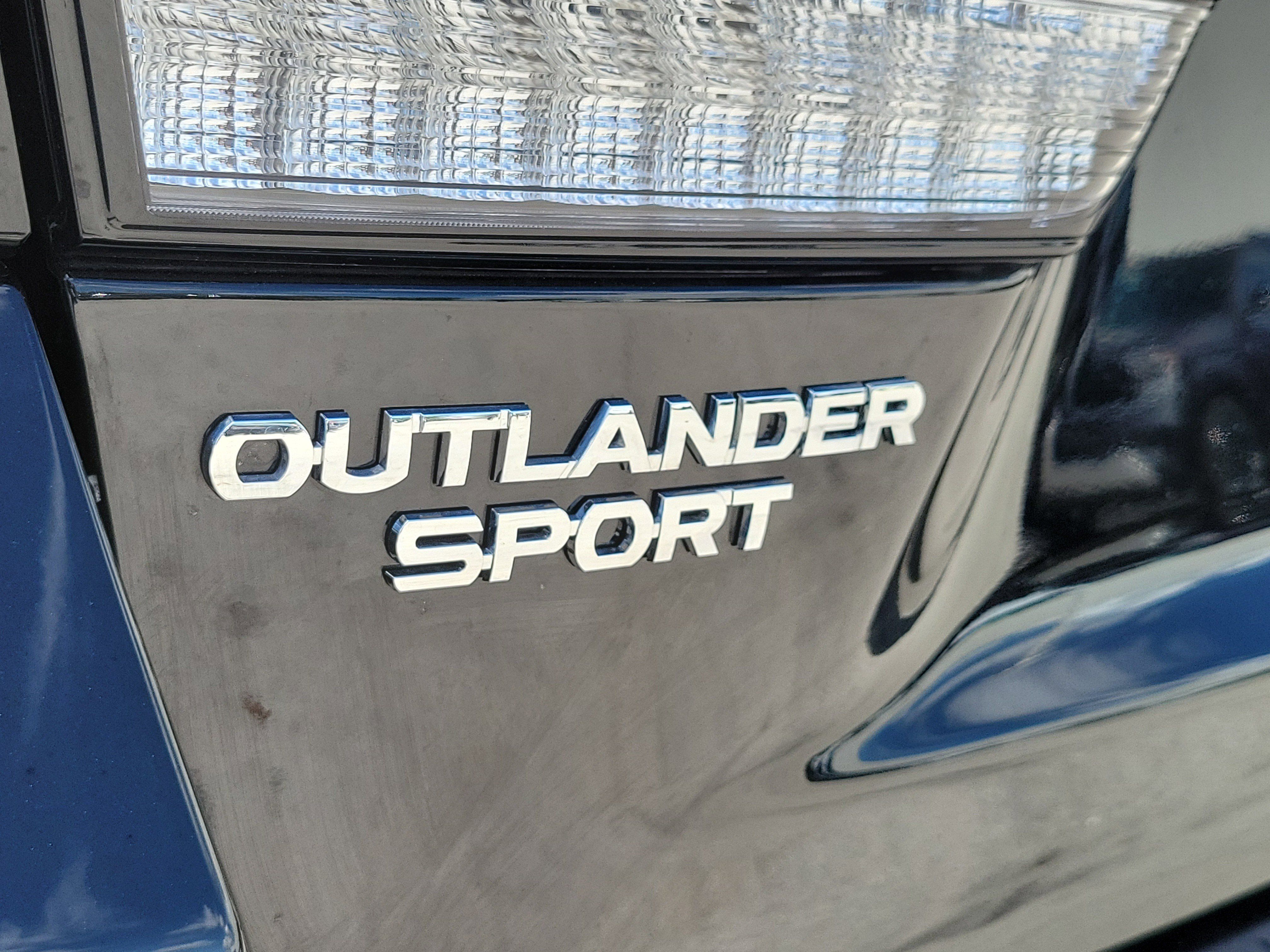 Used 2025 Mitsubishi Outlander Sport ES AWD/4WD image 30