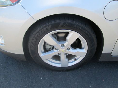 Used 2014 Chevrolet Volt Premium w/ Premium Trim Package FWD image 13