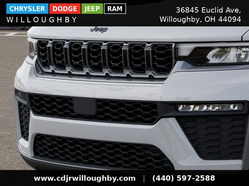 New 2026 Jeep Grand Cherokee Limited w/ Limited Altitude Package AWD/4WD image 13