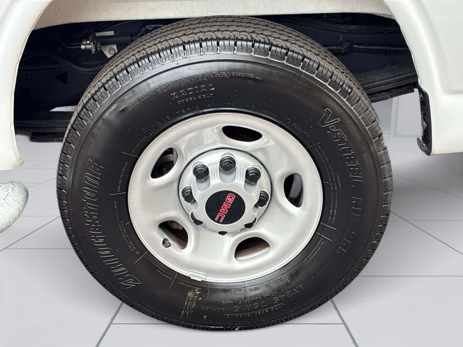 Used 2025 GMC Savana 2500 w/ Driver Convenience Package RWD image 11