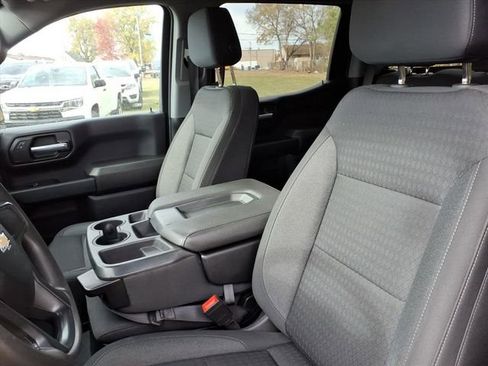 Used 2022 Chevrolet Silverado 1500 Custom AWD/4WD image 16