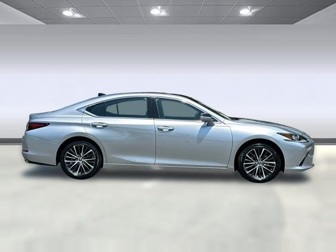 Certified 2025 Lexus ES 350 w/ Premium Package FWD image 8